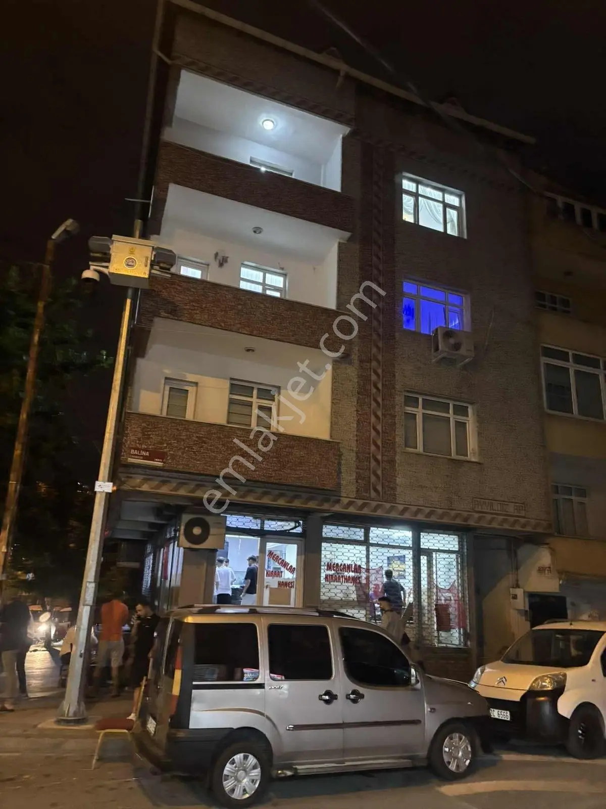 Köşe Bına Yılın Son Dairesi 3 Katlı 3.katı Satılık Kacırılmaz — fotoğraf 5