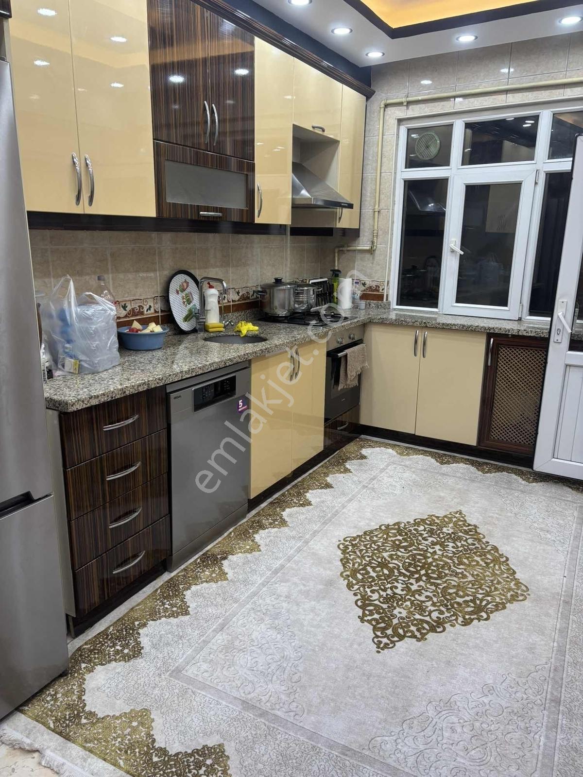 Köşe Bına Yılın Son Dairesi 3 Katlı 3.katı Satılık Kacırılmaz — fotoğraf 18