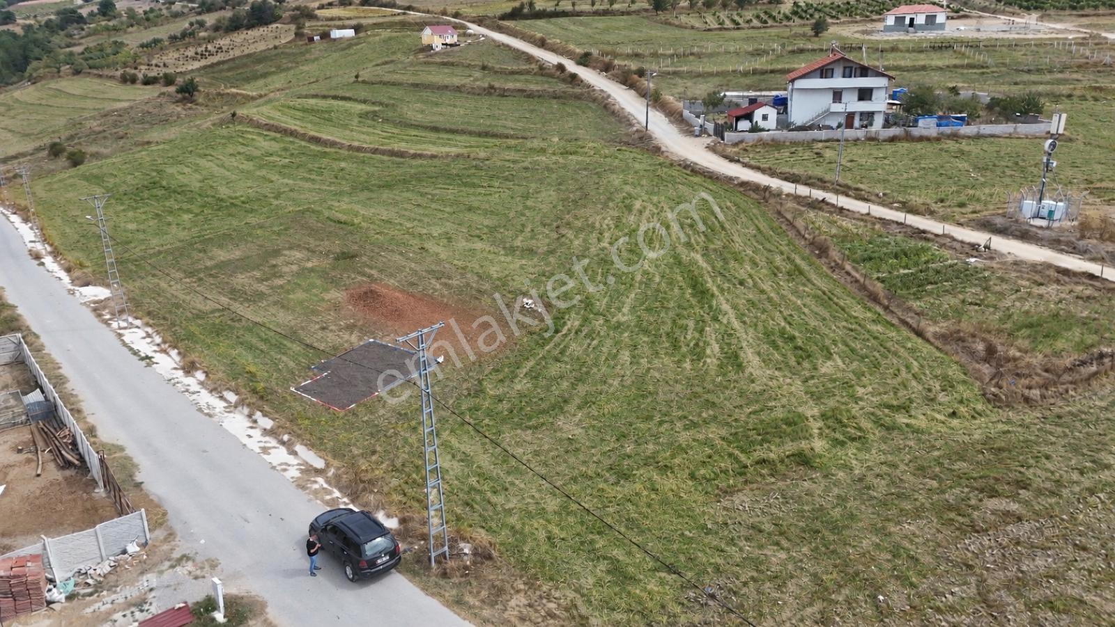 Geyve Halidiyede 1777 M2 Asfalt Cepheli İmarlı Arsa — fotoğraf 3