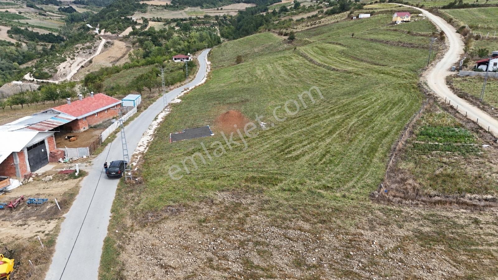 Geyve Halidiyede 1777 M2 Asfalt Cepheli İmarlı Arsa — fotoğraf 11