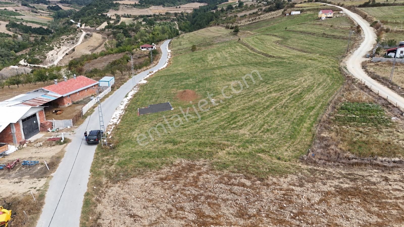 Geyve Halidiyede 1777 M2 Asfalt Cepheli İmarlı Arsa — fotoğraf 12