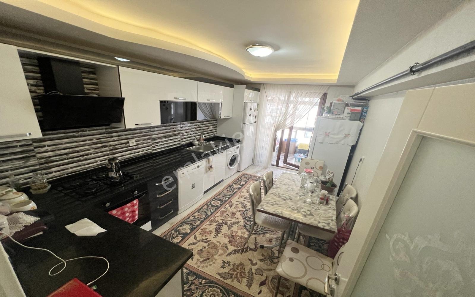 Kuşcağız'Da Yeni Bina Katta Ön Cephe Full+Full Yapılı 3+1 Daire