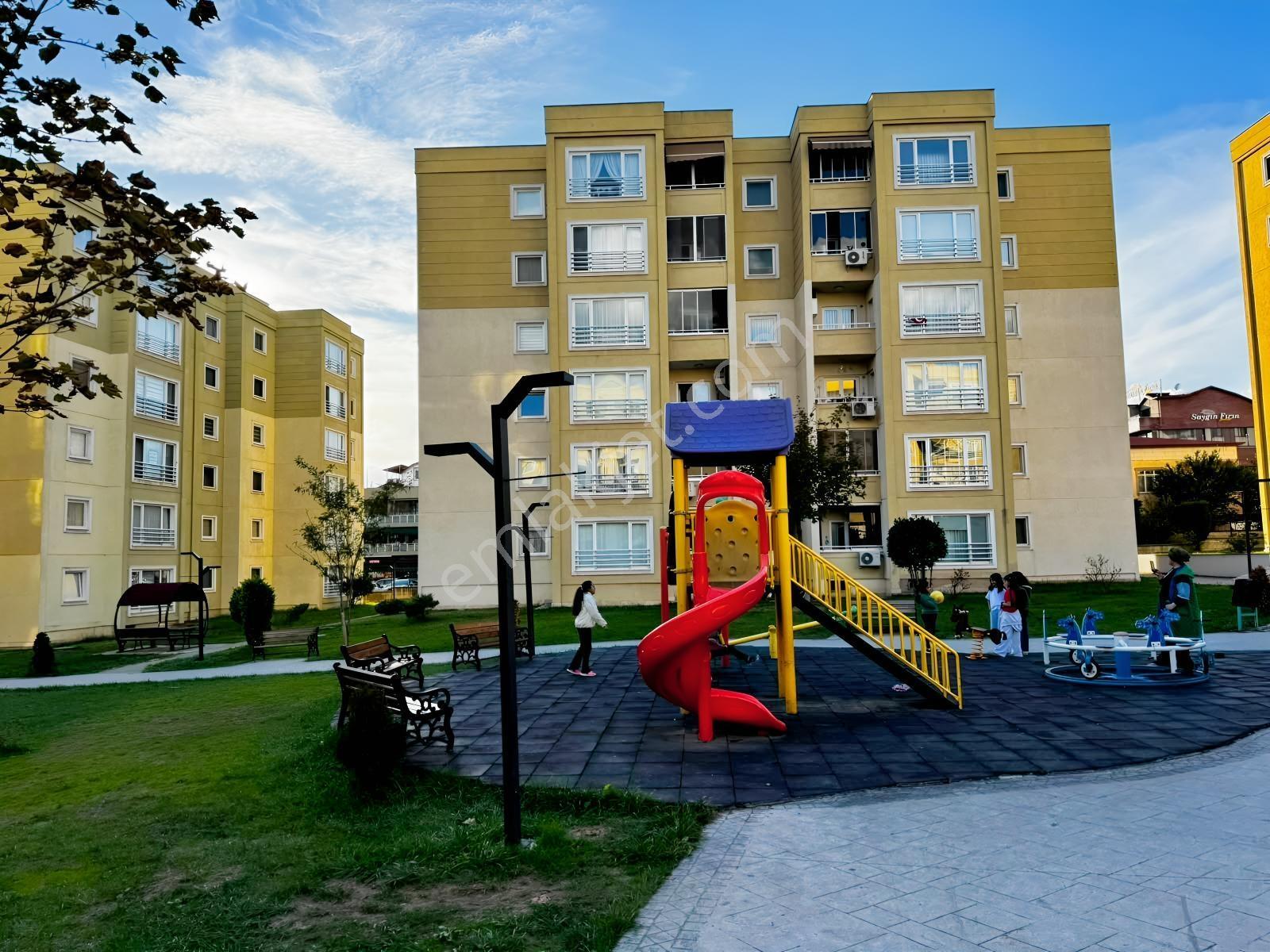 Emek Emlak'tan Körfez Kavanium Sit.de Satılık 1+1 Arakat Daire — fotoğraf 5