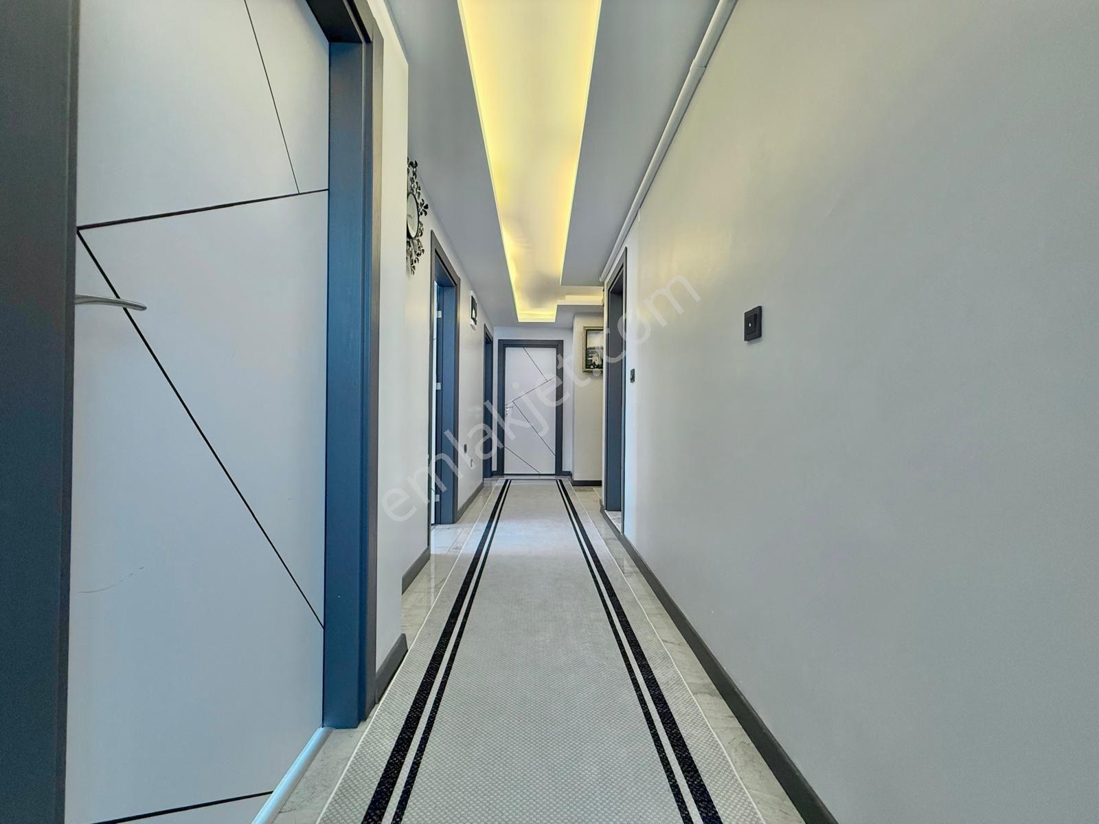 ▀jet'ten Kadıköyde Yüzme Havuzlu K.otoparklı Ultra Lüx 3+1 Daire — fotoğraf 28