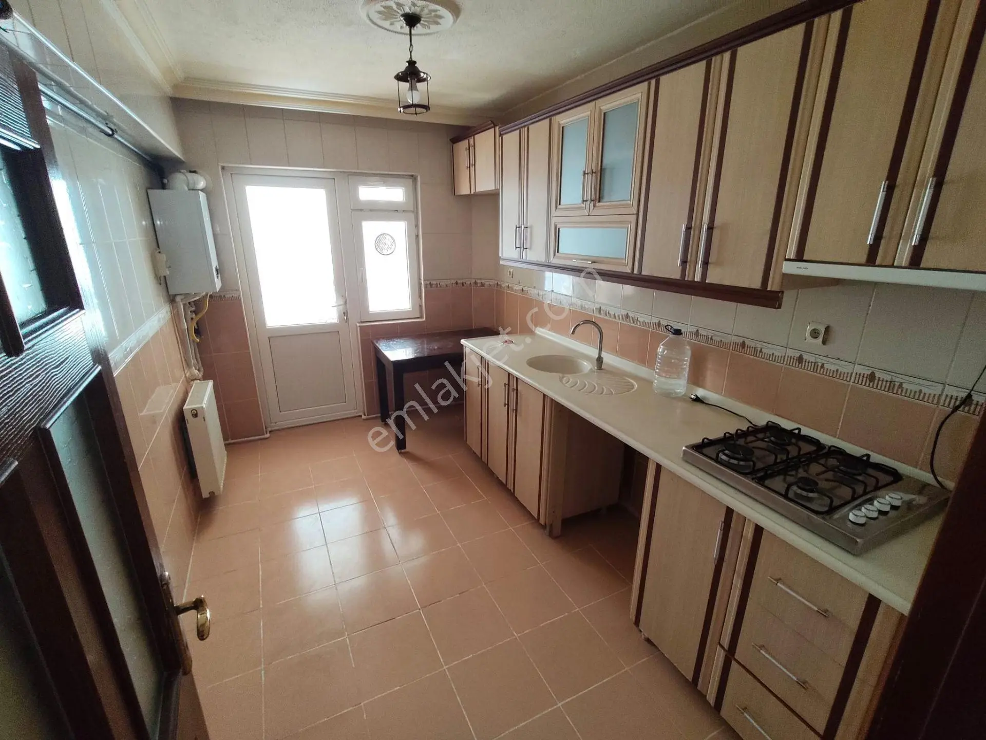 Yılmaz Gayrimenkulden 2+1 Güney Batı Cephe Fırsat Dairesi