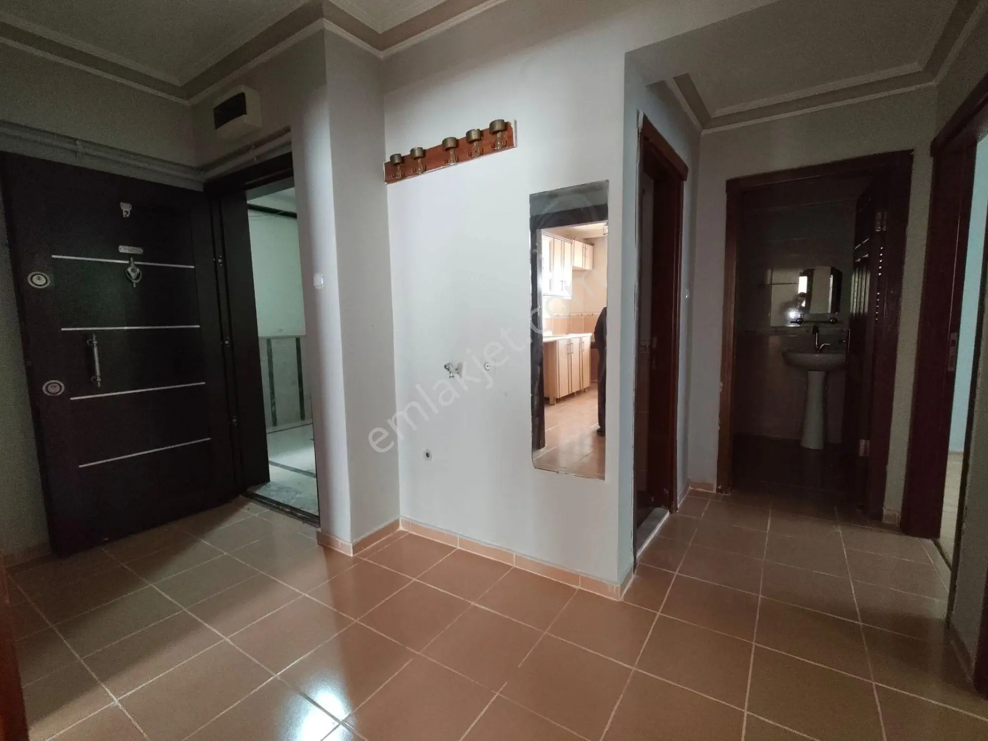 Yılmaz Gayrimenkulden 2+1 Güney Batı Cephe Fırsat Dairesi — fotoğraf 14