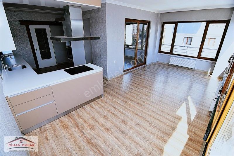 Barıştepe Mah Erolkaya Cadde Üzeri Özel Yapım Satlık 4+1 Daire