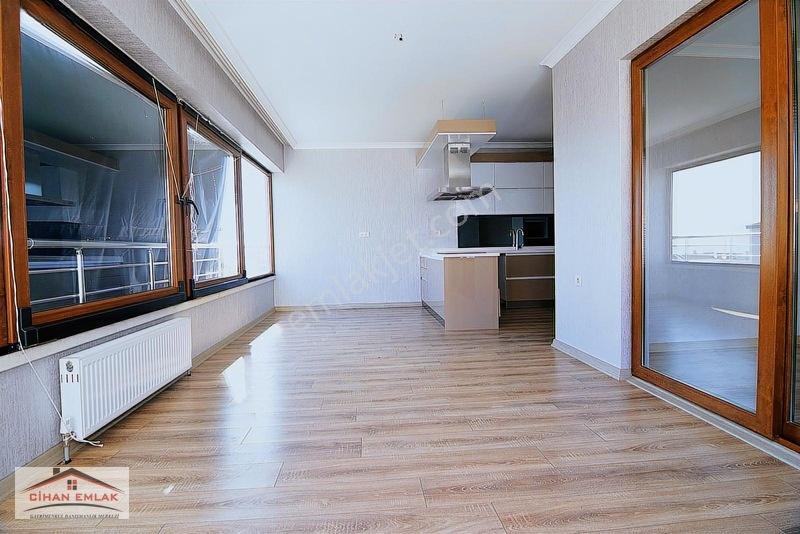 Barıştepe Mah Erolkaya Cadde Üzeri Özel Yapım Satlık 4+1 Daire — fotoğraf 6