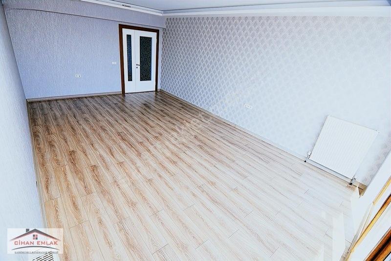 Barıştepe Mah Erolkaya Cadde Üzeri Özel Yapım Satlık 4+1 Daire — fotoğraf 8