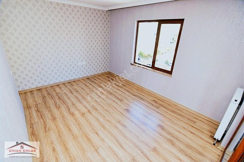 Barıştepe Mah Erolkaya Cadde Üzeri Özel Yapım Satlık 4+1 Daire — fotoğraf 14
