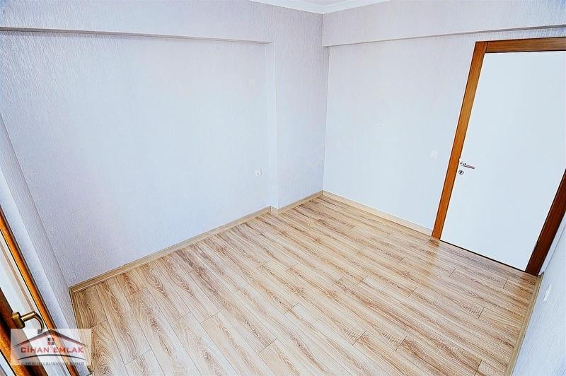 Barıştepe Mah Erolkaya Cadde Üzeri Özel Yapım Satlık 4+1 Daire — fotoğraf 19