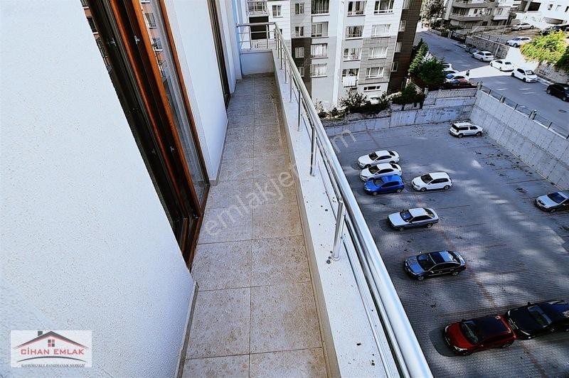 Barıştepe Mah Erolkaya Cadde Üzeri Özel Yapım Satlık 4+1 Daire — fotoğraf 20