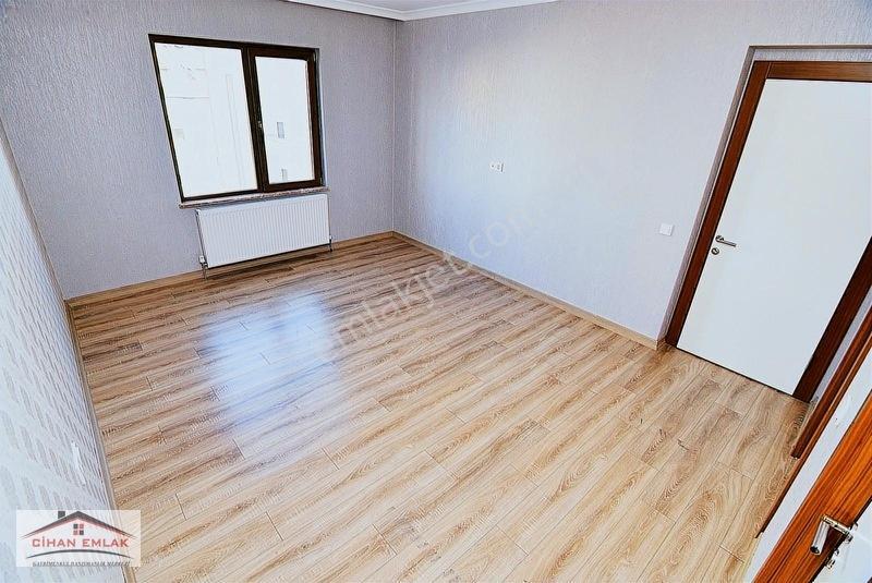 Barıştepe Mah Erolkaya Cadde Üzeri Özel Yapım Satlık 4+1 Daire — fotoğraf 25