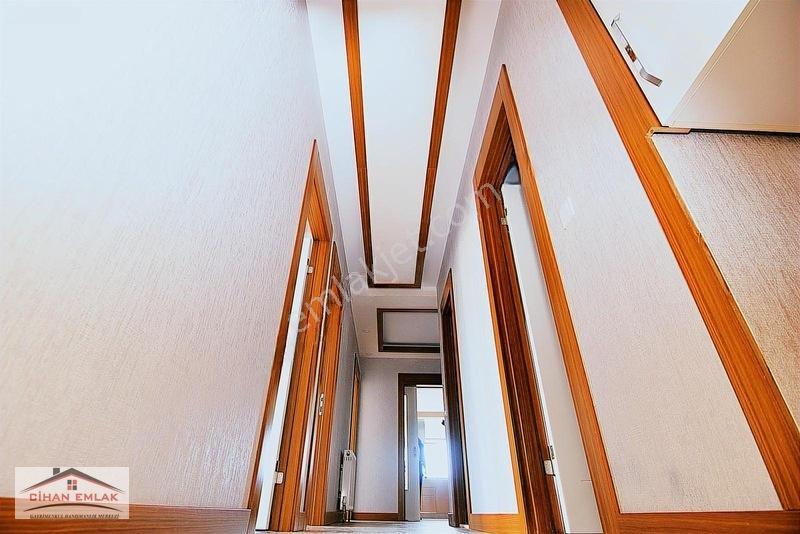 Barıştepe Mah Erolkaya Cadde Üzeri Özel Yapım Satlık 4+1 Daire — fotoğraf 32
