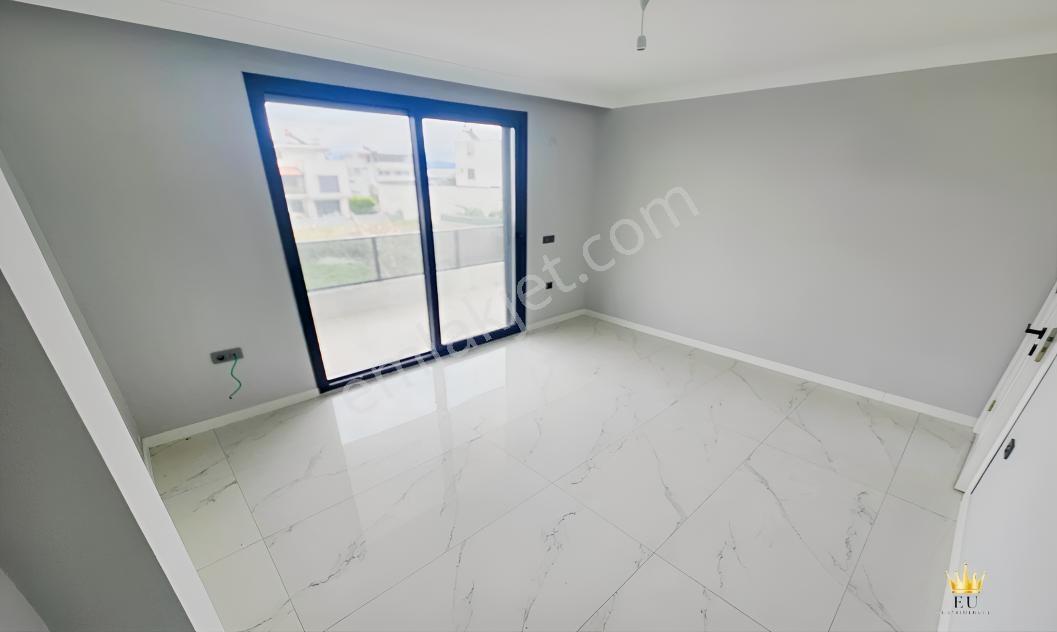 Eu Gayrimenkul'den Güre'de 3+1 Sıfır Villa — fotoğraf 15