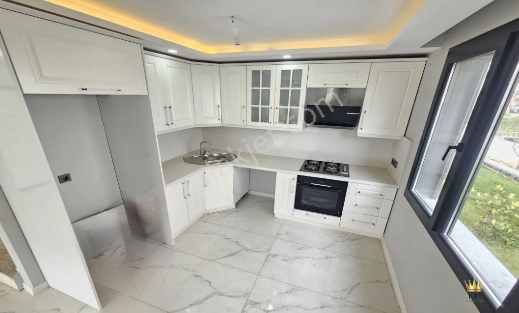 Eu Gayrimenkul'den Güre'de 3+1 Sıfır Villa — fotoğraf 21