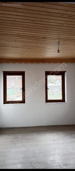 Pelitköy Merkezde Köşe Lokasyonda Sıfır Tadilatli Kiralık Taş Ev — fotoğraf 2