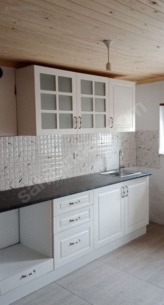 Pelitköy Merkezde Köşe Lokasyonda Sıfır Tadilatli Kiralık Taş Ev — fotoğraf 4