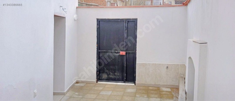 Pelitköy Merkezde Köşe Lokasyonda Sıfır Tadilatli Kiralık Taş Ev — fotoğraf 6