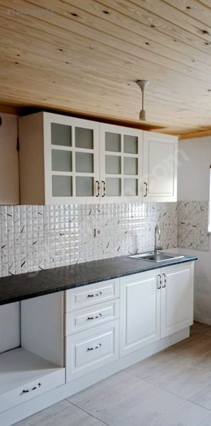 Pelitköy Merkezde Köşe Lokasyonda Sıfır Tadilatli Kiralık Taş Ev — fotoğraf 8