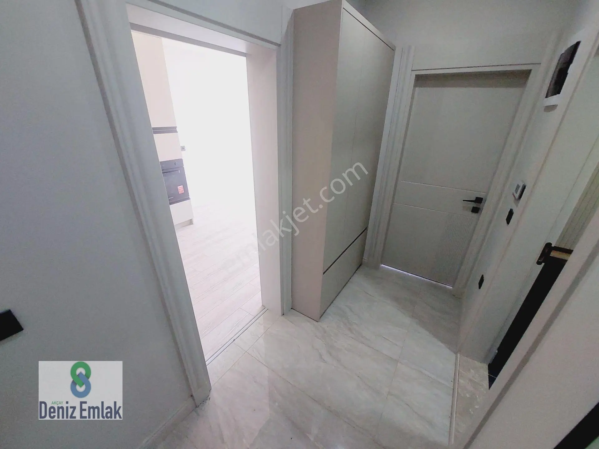 ∞ Denizden ∞ Edremit Güre'de Satılık 1+1 Sıfır Daire — fotoğraf 4