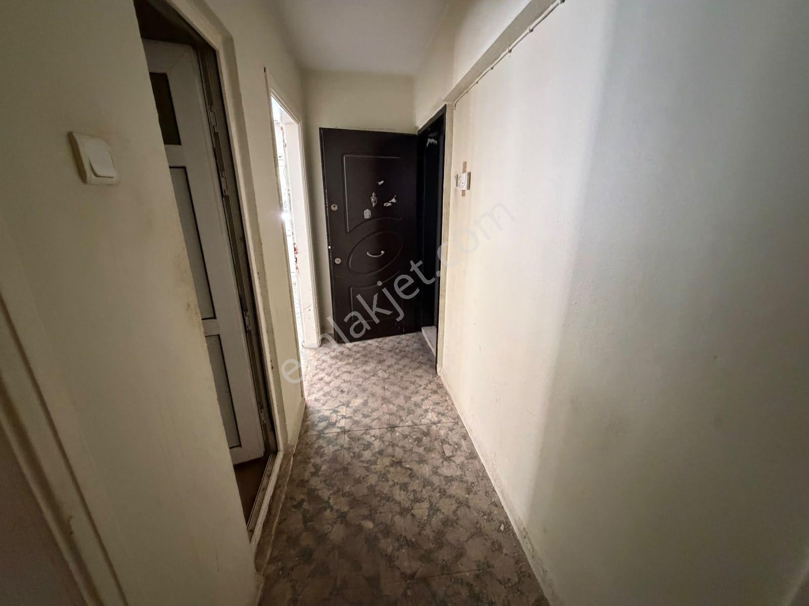 Aydın Lisesi Karşısı Satılık Giriş Kat 3+1 Daire — fotoğraf 7
