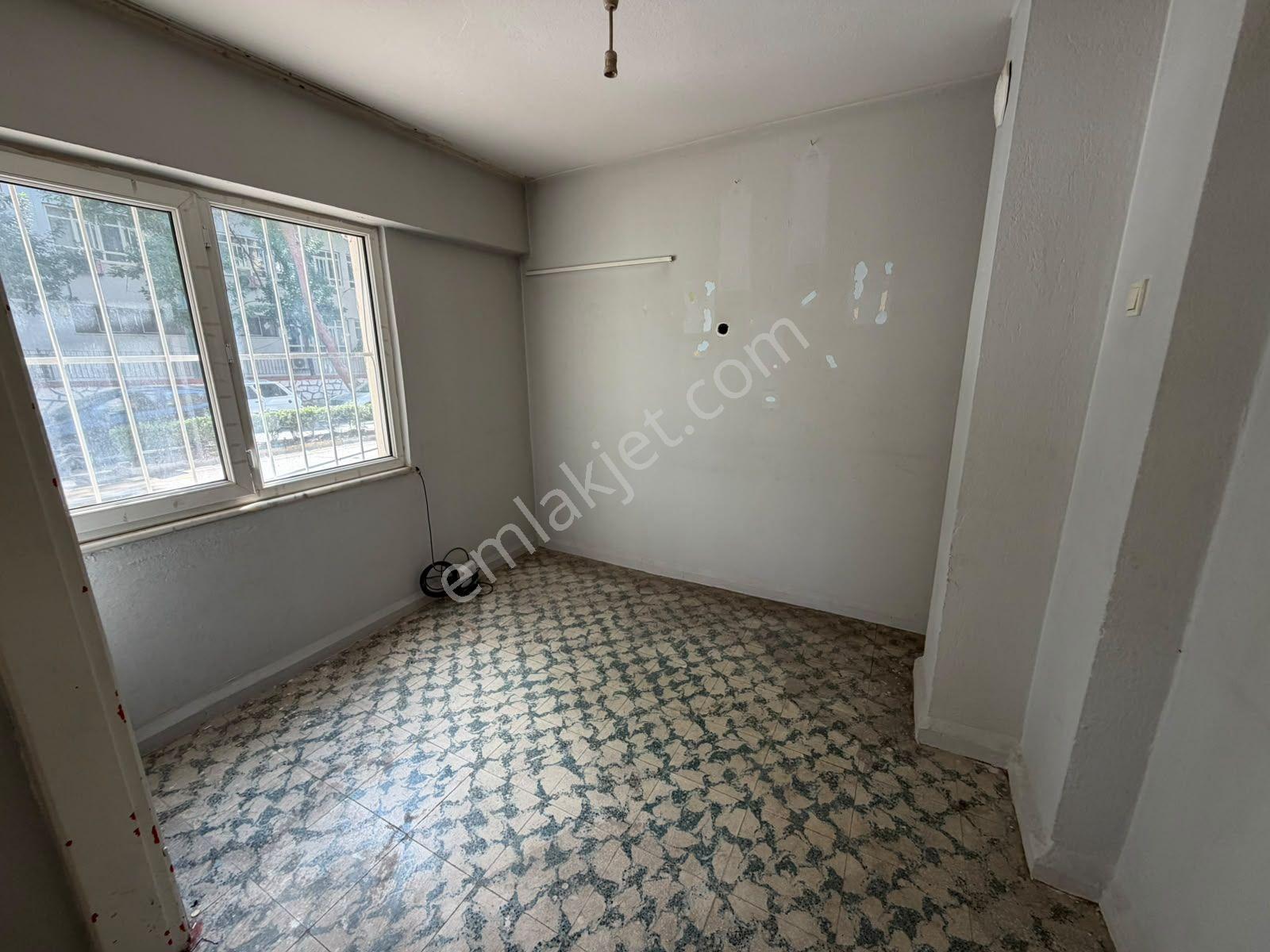 Aydın Lisesi Karşısı Satılık Giriş Kat 3+1 Daire — fotoğraf 10