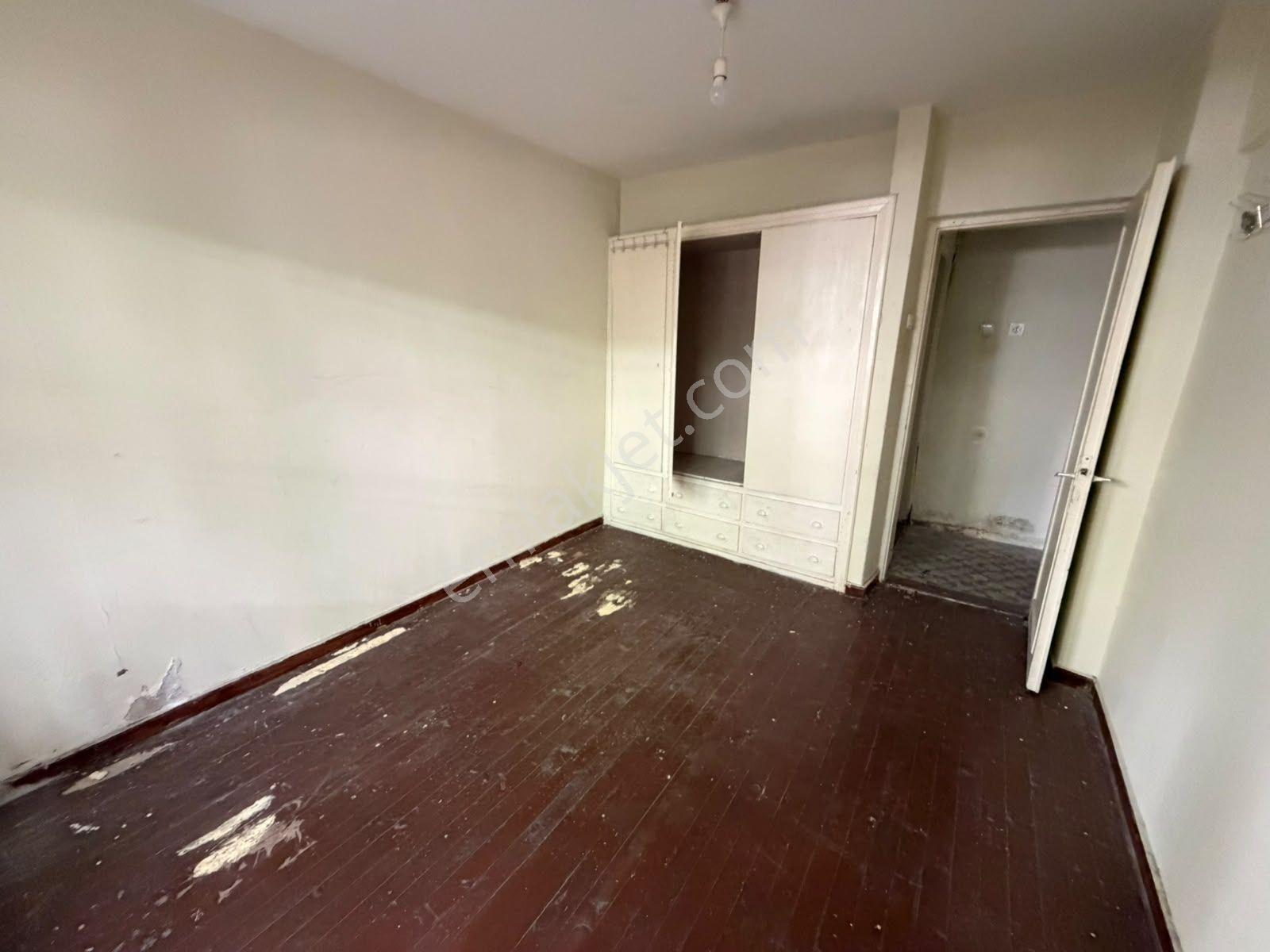 Aydın Lisesi Karşısı Satılık Giriş Kat 3+1 Daire — fotoğraf 14