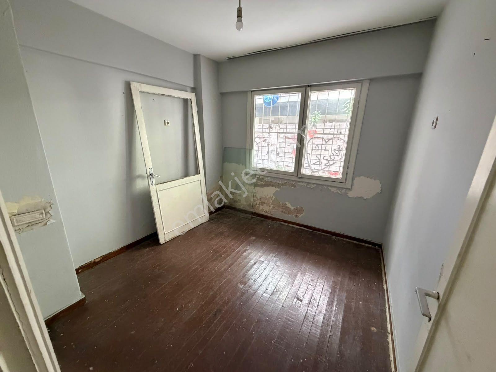 Aydın Lisesi Karşısı Satılık Giriş Kat 3+1 Daire — fotoğraf 17