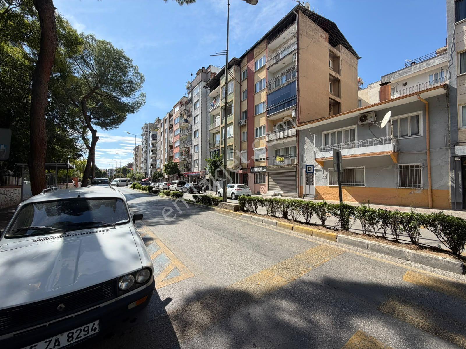Aydın Lisesi Karşısı Satılık Giriş Kat 3+1 Daire — fotoğraf 30