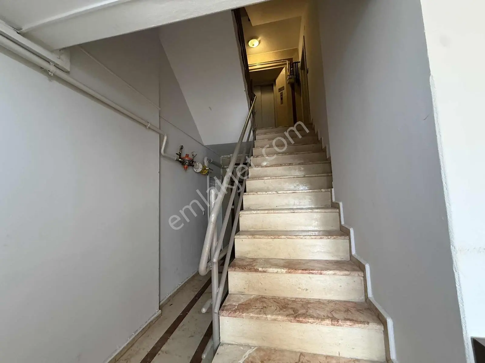 Fener Mahallesinde Geniş Metrekare 3+1 Masrafsız Satılık Daire — fotoğraf 5