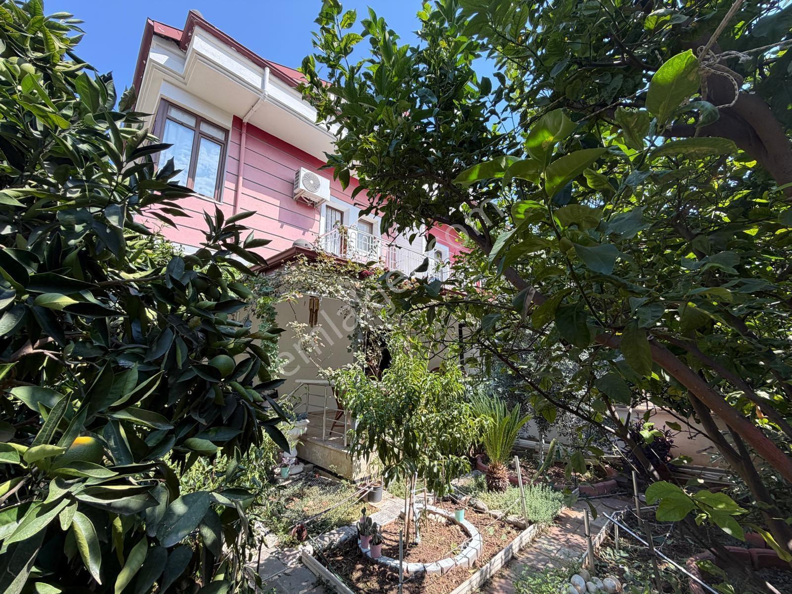 Fethiye Foça Da Merkezi Noktada Müstakil Bahçeli Satılık Ev — fotoğraf 20