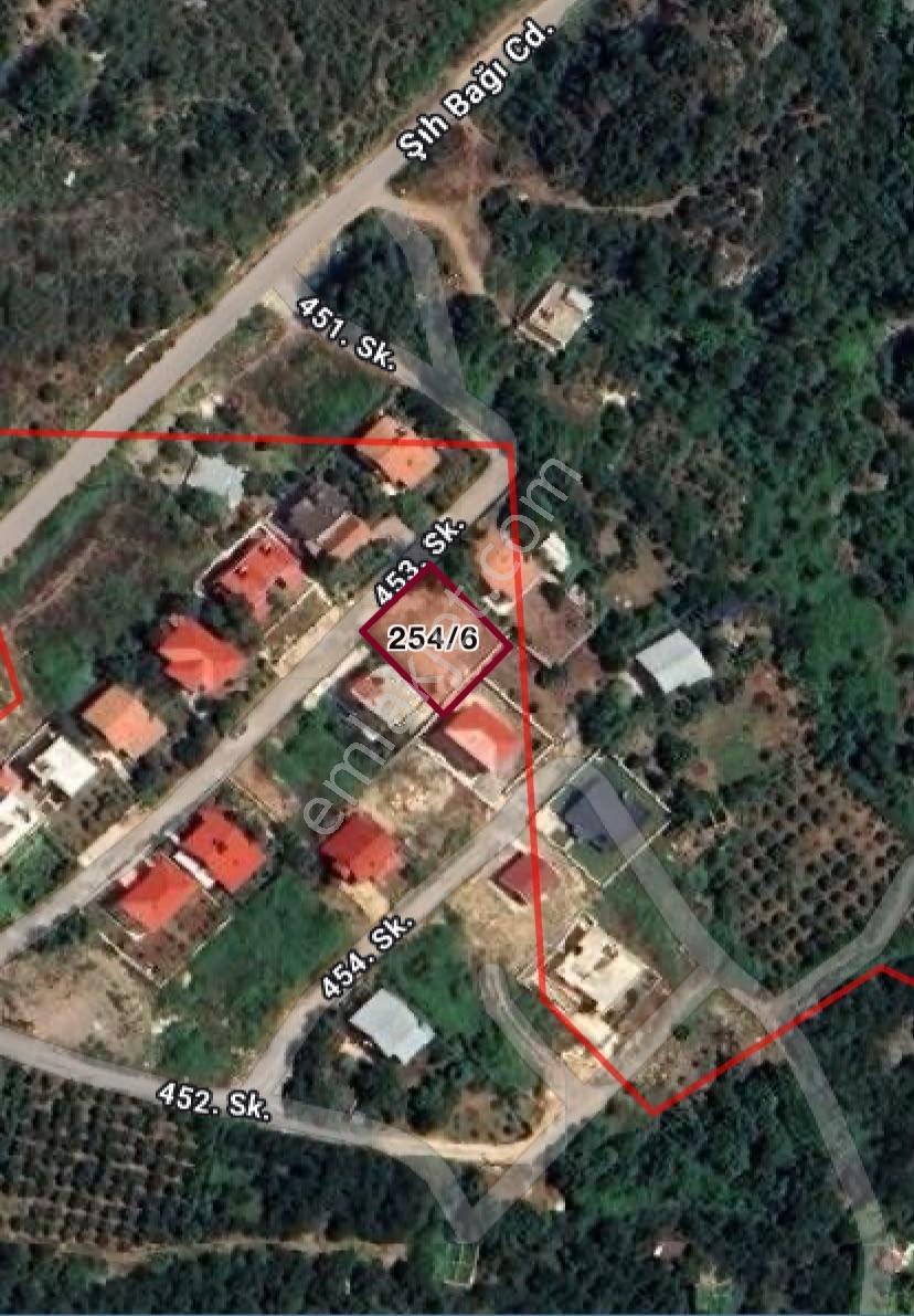 Remax Palm'Den Gözne De Villa İmarlı Satılık 521 M2 Arsa