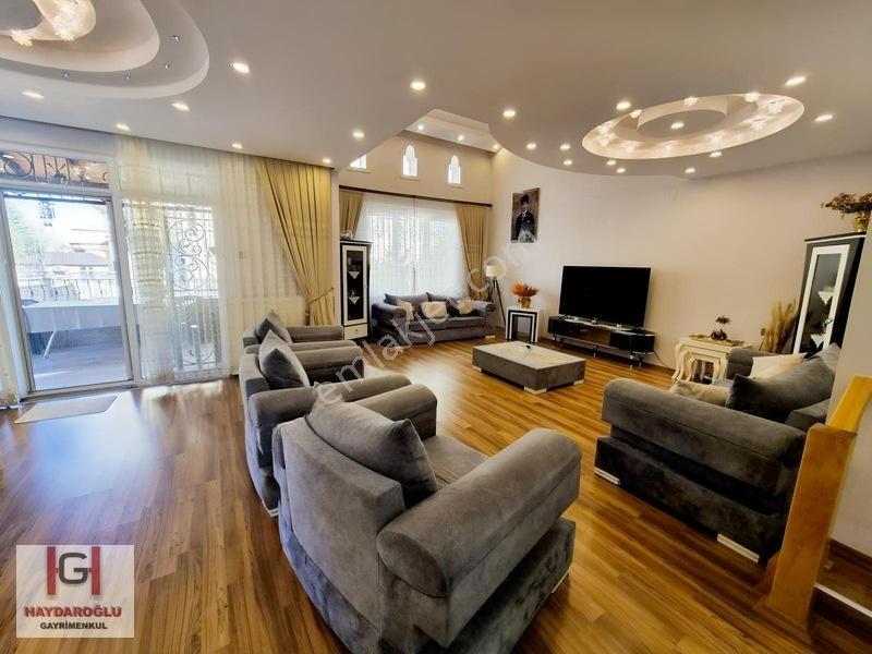 Şehir Merkezinde Gürültüden Muaf Huzurlu Yaşam Satılık 5+2 Villa — fotoğraf 4