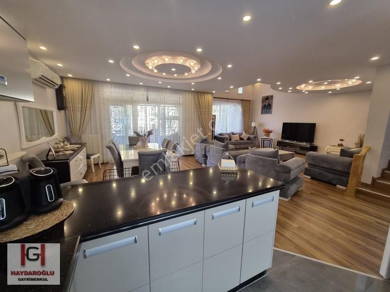 Şehir Merkezinde Gürültüden Muaf Huzurlu Yaşam Satılık 5+2 Villa — fotoğraf 6