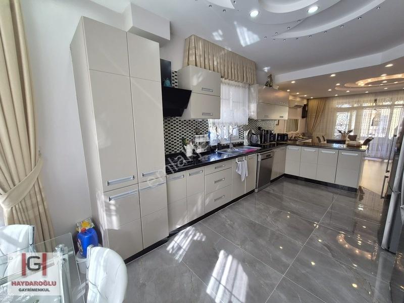 Şehir Merkezinde Gürültüden Muaf Huzurlu Yaşam Satılık 5+2 Villa — fotoğraf 7