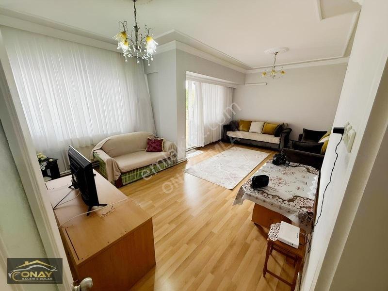 Onay Emlak' Tan Fırsat Satılık 2+1 Daire Merkezi Konum — fotoğraf 2