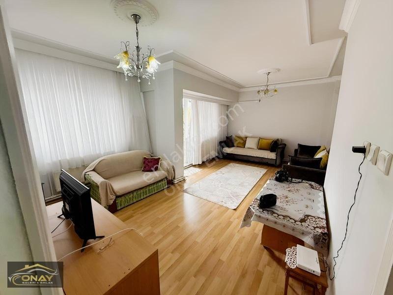 Onay Emlak' Tan Fırsat Satılık 2+1 Daire Merkezi Konum — fotoğraf 3