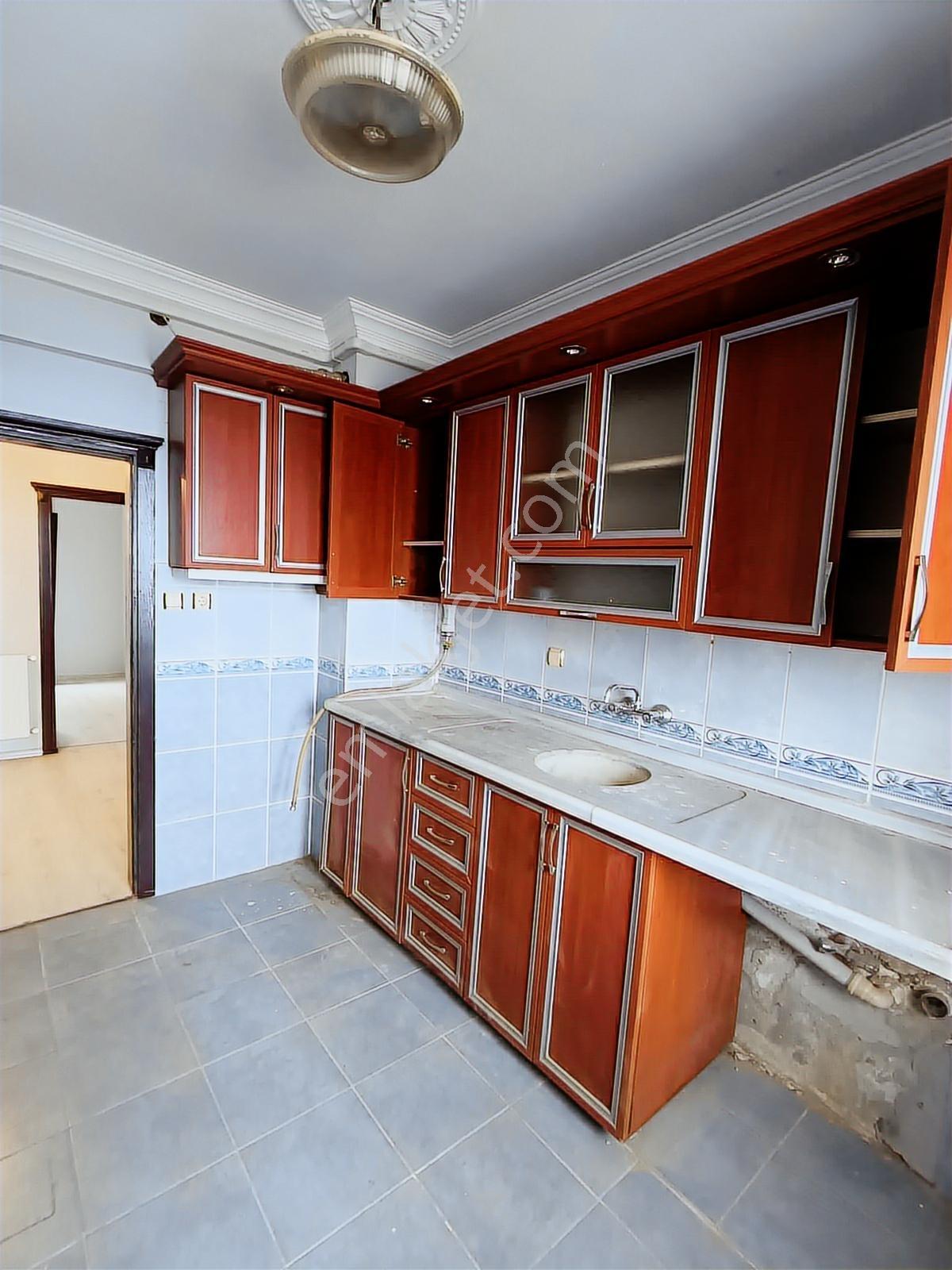 Efe Gayrimenkul Den Satılık Fırsat Daire — fotoğraf 3
