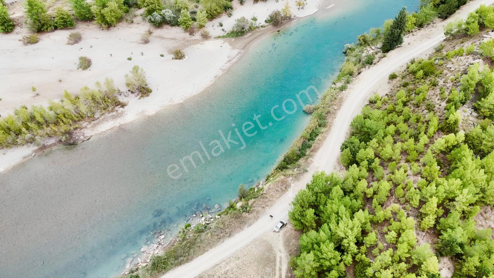 Beşkonak Irmağına 150 Metre Mesafede Hobi Bahçesi