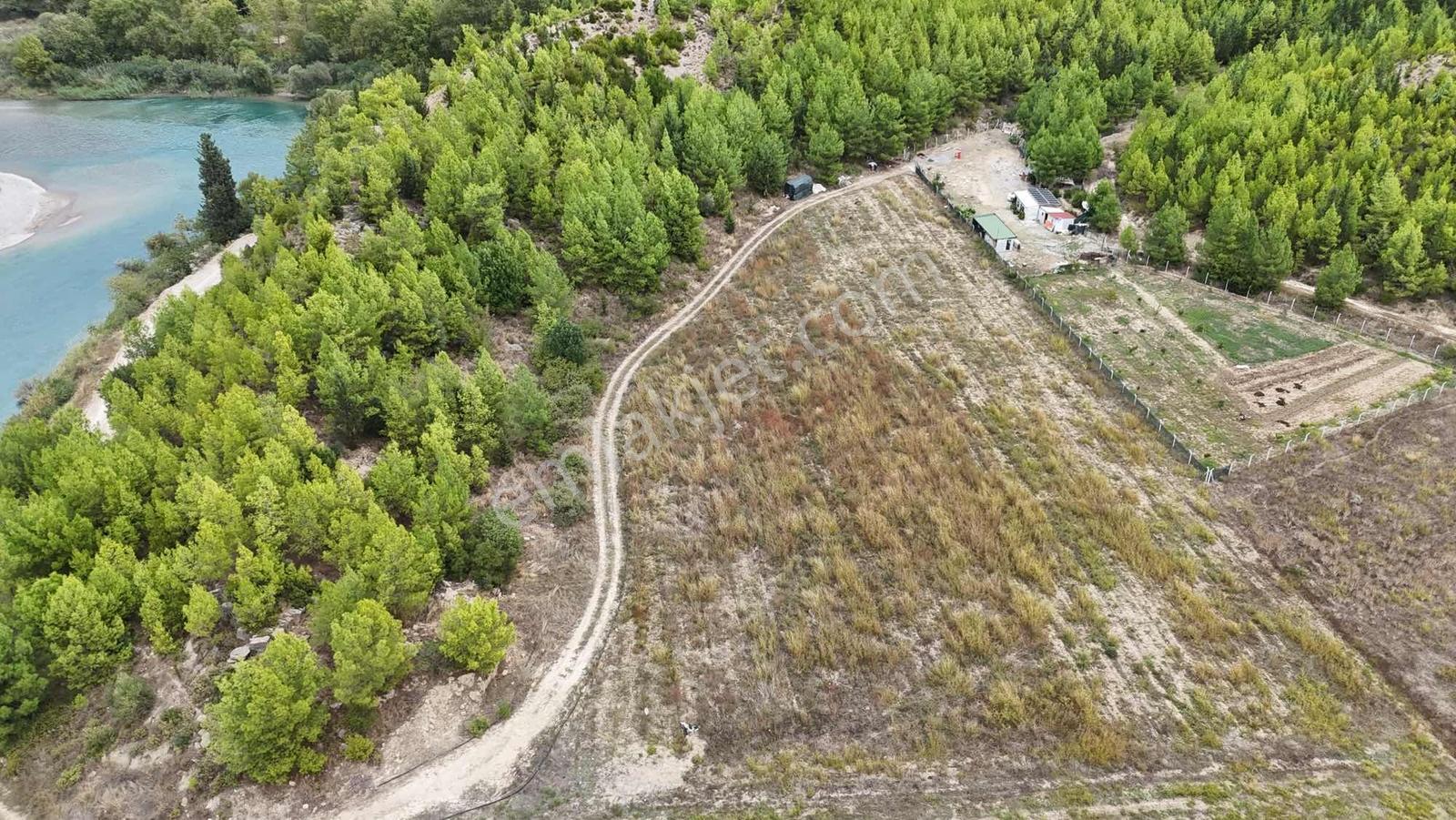 Beşkonak Irmağına 150 Metre Mesafede Hobi Bahçesi — fotoğraf 5