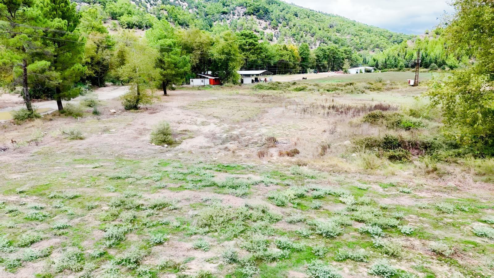 Beşkonak Irmağına 150 Metre Mesafede Hobi Bahçesi — fotoğraf 9