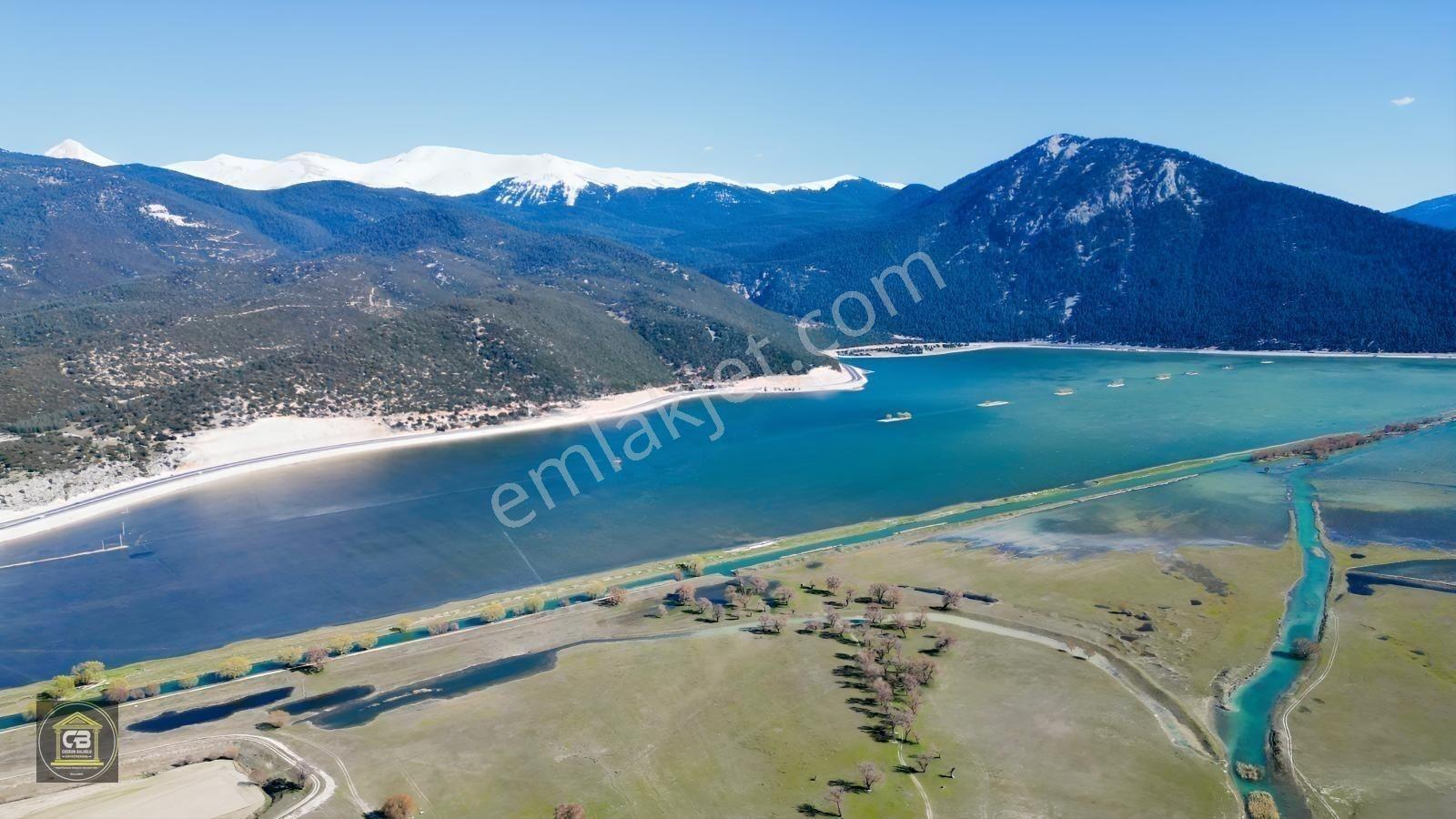 Karamık Mah.avlan Gölüne Yakın 14.665m² Tarla Acil Satılıktır — fotoğraf 4