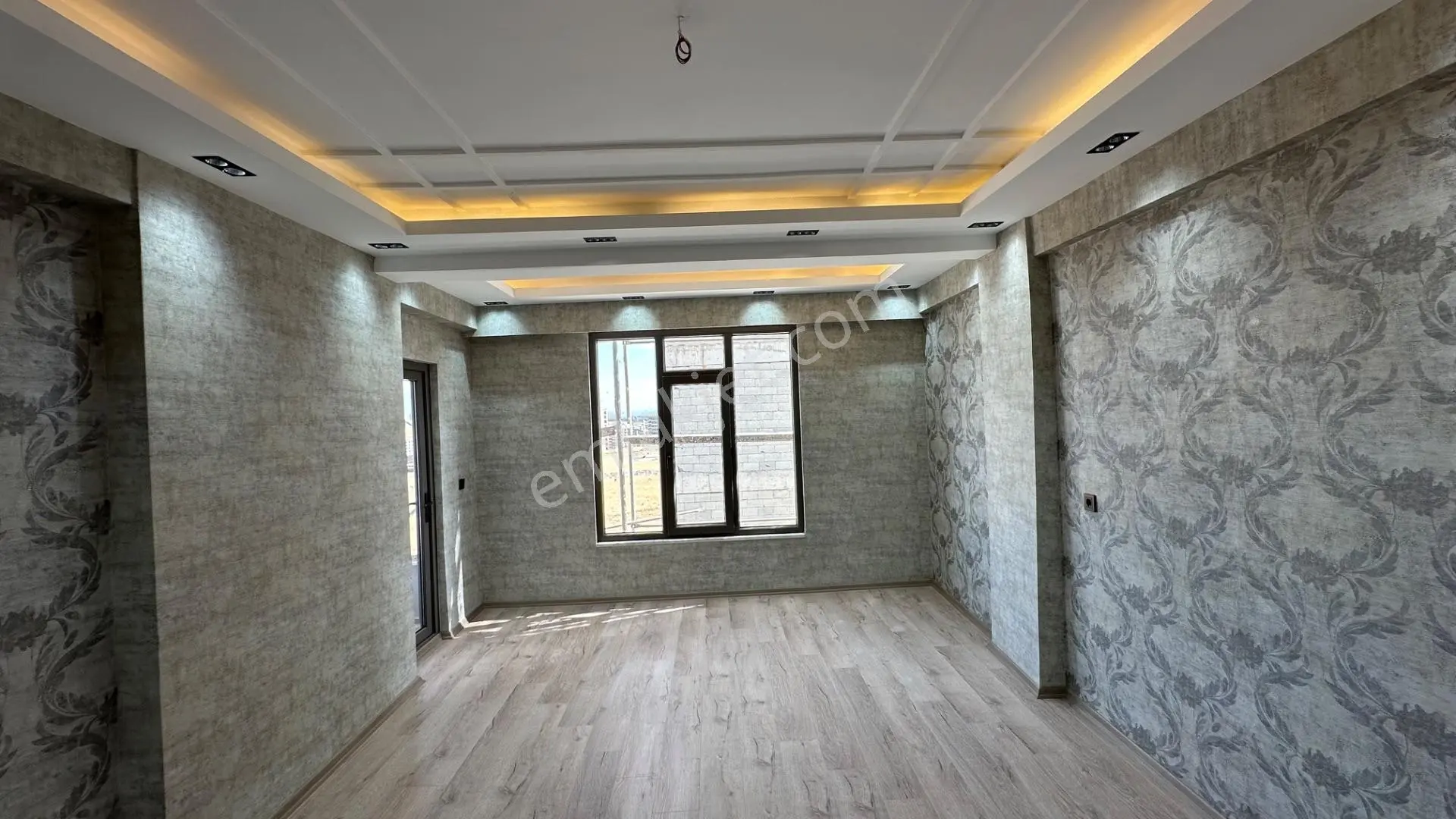 Deniz’den Mehmetçik Mah Satılık Ultra Lüx+yerden Isıtmalı 2+1 Kat Ve Çephe Seçenekli Sıfır Daireler — fotoğraf 3