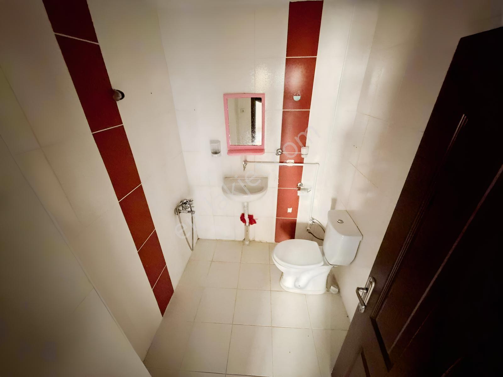 Akşemsettin'de 3+1 Ara Kat Ön Cephe Krediye Uygun Satılık Daire! — fotoğraf 28