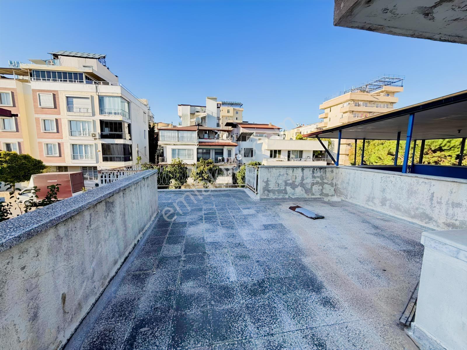 Kuşadası Camiatik Mahallesinde Fırsat Dubleks! — fotoğraf 15
