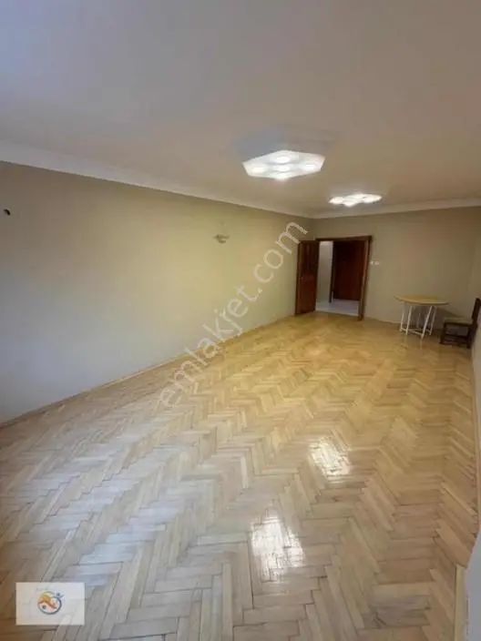 Telsizde Önü Açık 3+1 Satılık Daire — fotoğraf 4