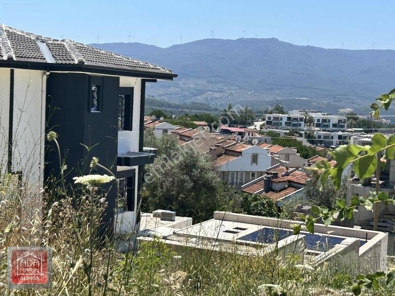 Kuşadası Soğucakta Full Deniz Manzaralı 200 M² İmarlı Arsa — fotoğraf 2