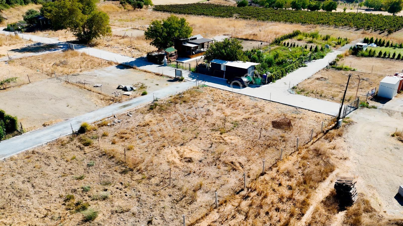 Seferihisarda 608m² Ana Yol Cepheli Koop.his. | Elektrik Su.. — fotoğraf 39