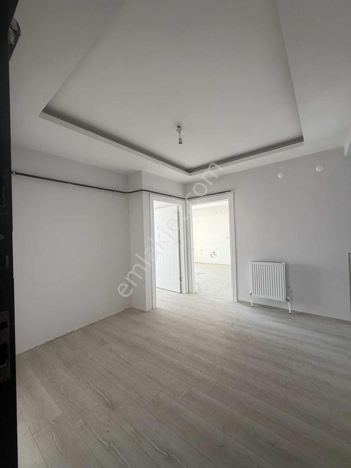 Kılavuz Mahallesinde Satılık Güney Cephe 4+1 Sıfır Daire